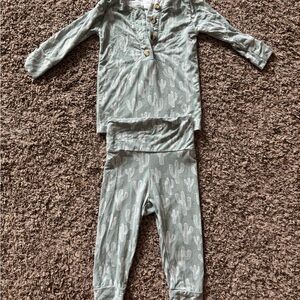 Knox Infant Cactus Print Top & Bottoms (original print)